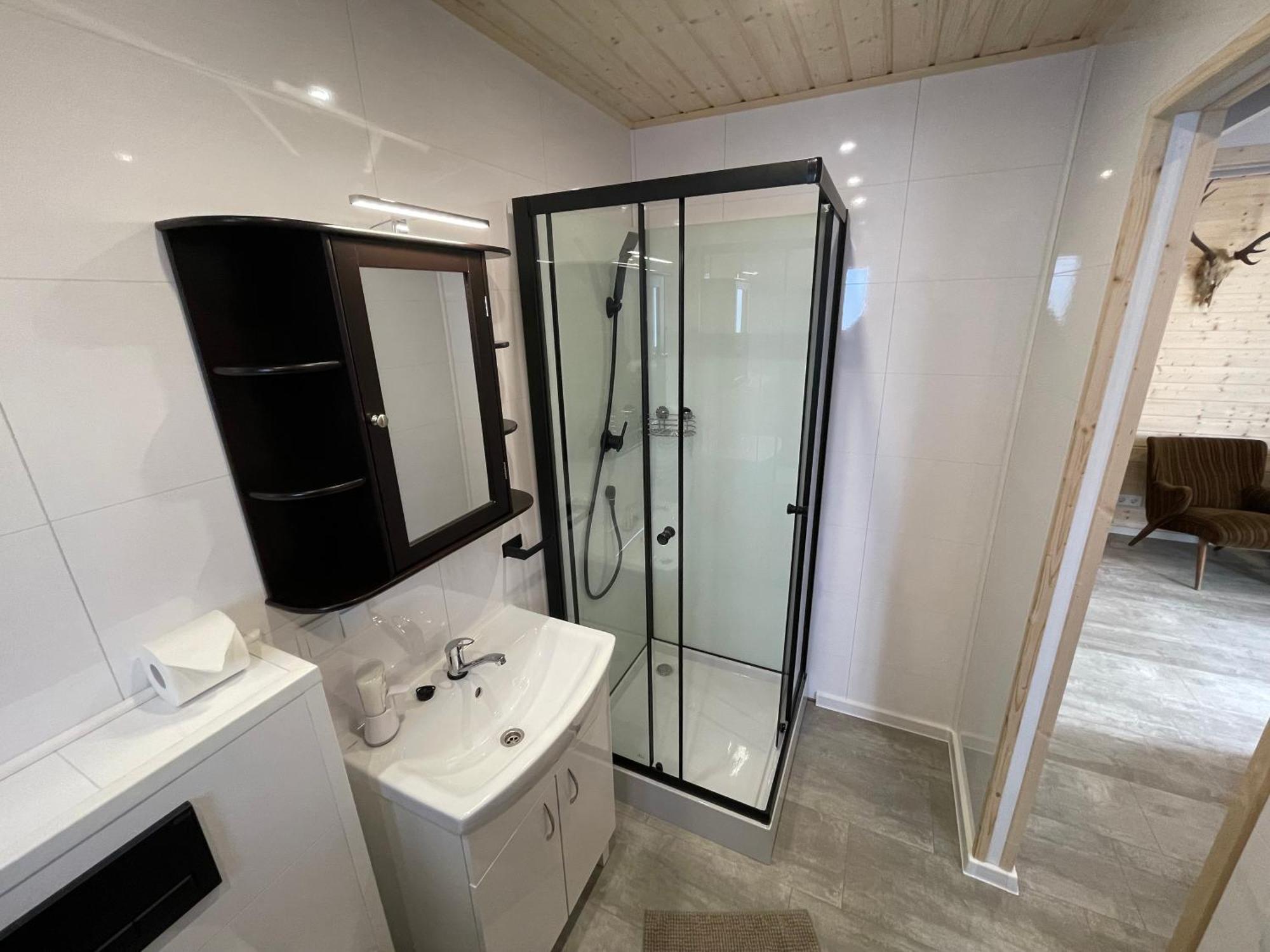 Tinyhaus #4 Huelben - Ortsrand - Kostenlose Parkplaetze Hulben Dış mekan fotoğraf