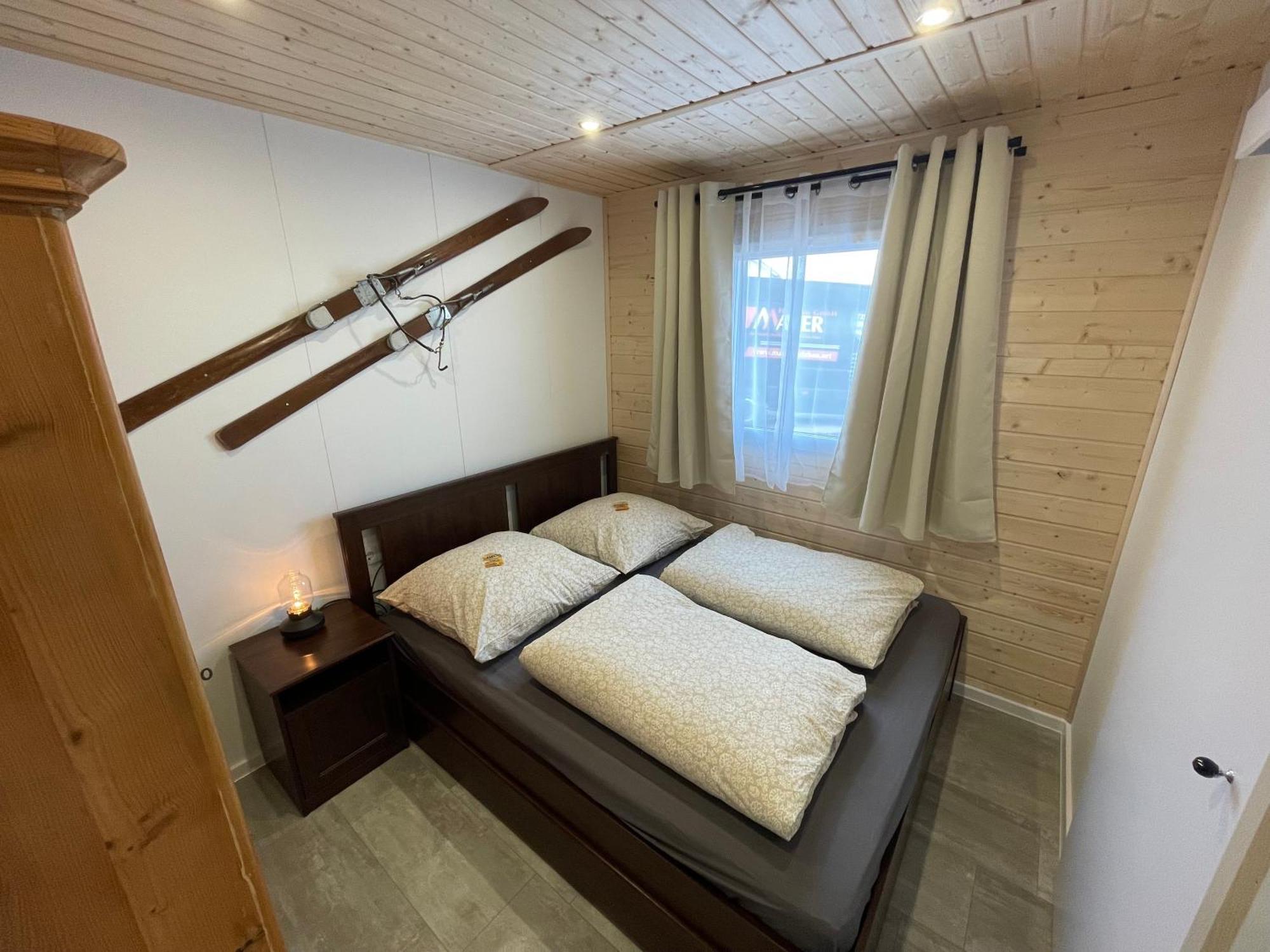 Tinyhaus #4 Huelben - Ortsrand - Kostenlose Parkplaetze Hulben Dış mekan fotoğraf