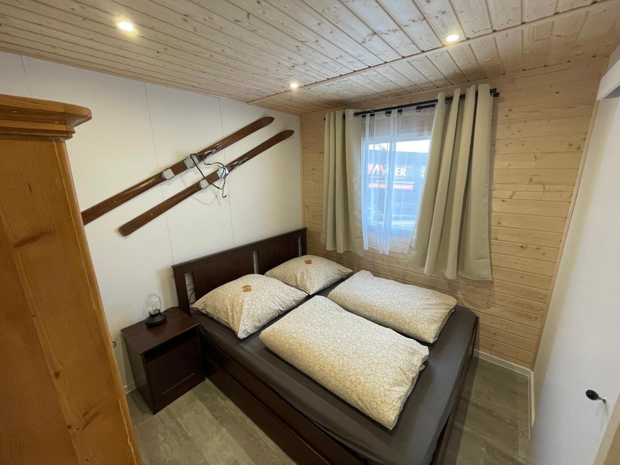Tinyhaus #4 Huelben - Ortsrand - Kostenlose Parkplaetze Hulben Dış mekan fotoğraf